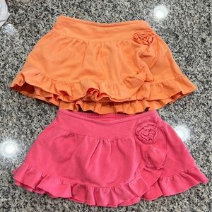 💕4 for $10💕 12 month Bundle of two Baby girl skirts pink and orange